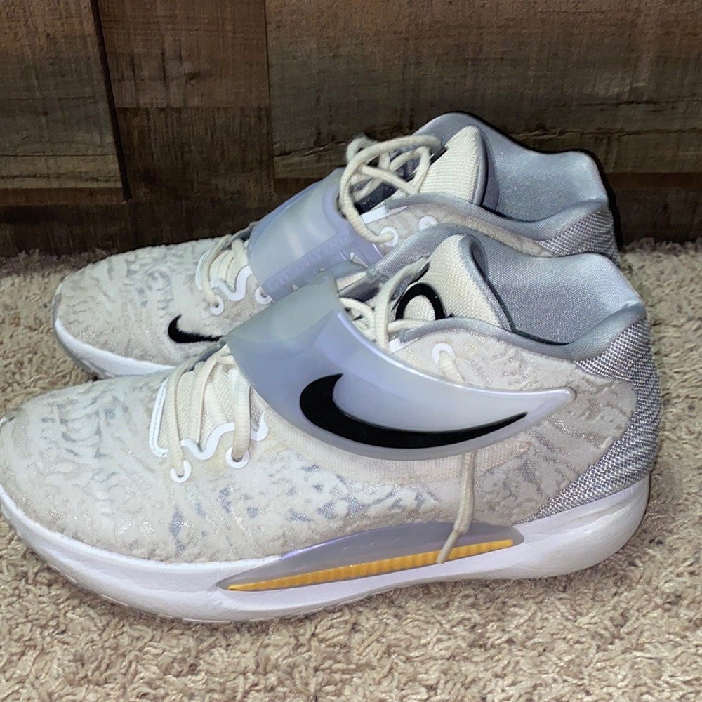 Nike KD 14